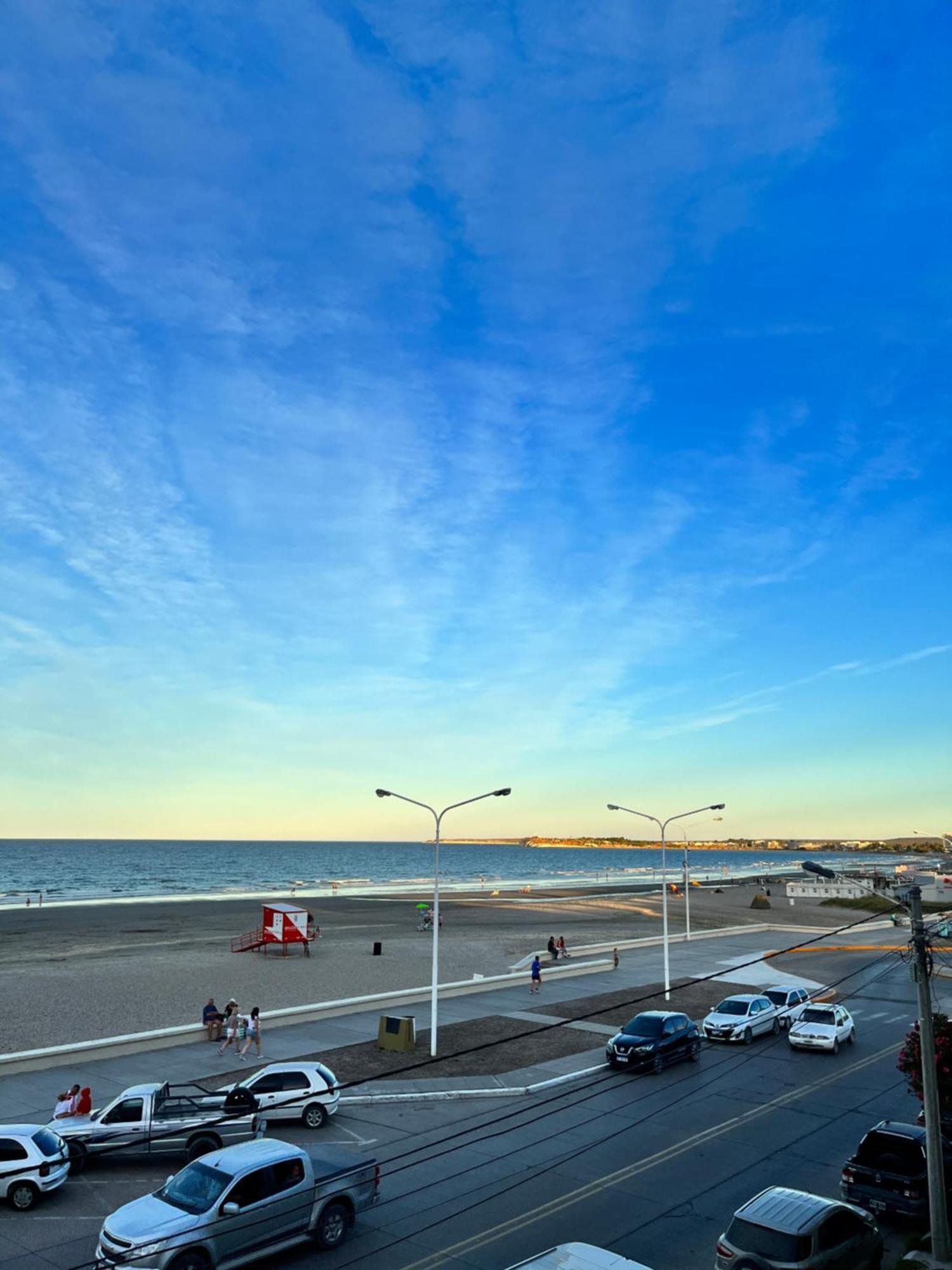 Apartment Boulevard 10 *